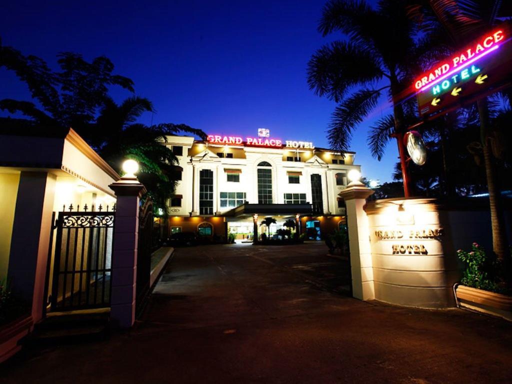 Grand Palace Hotel Yangon Exterior photo