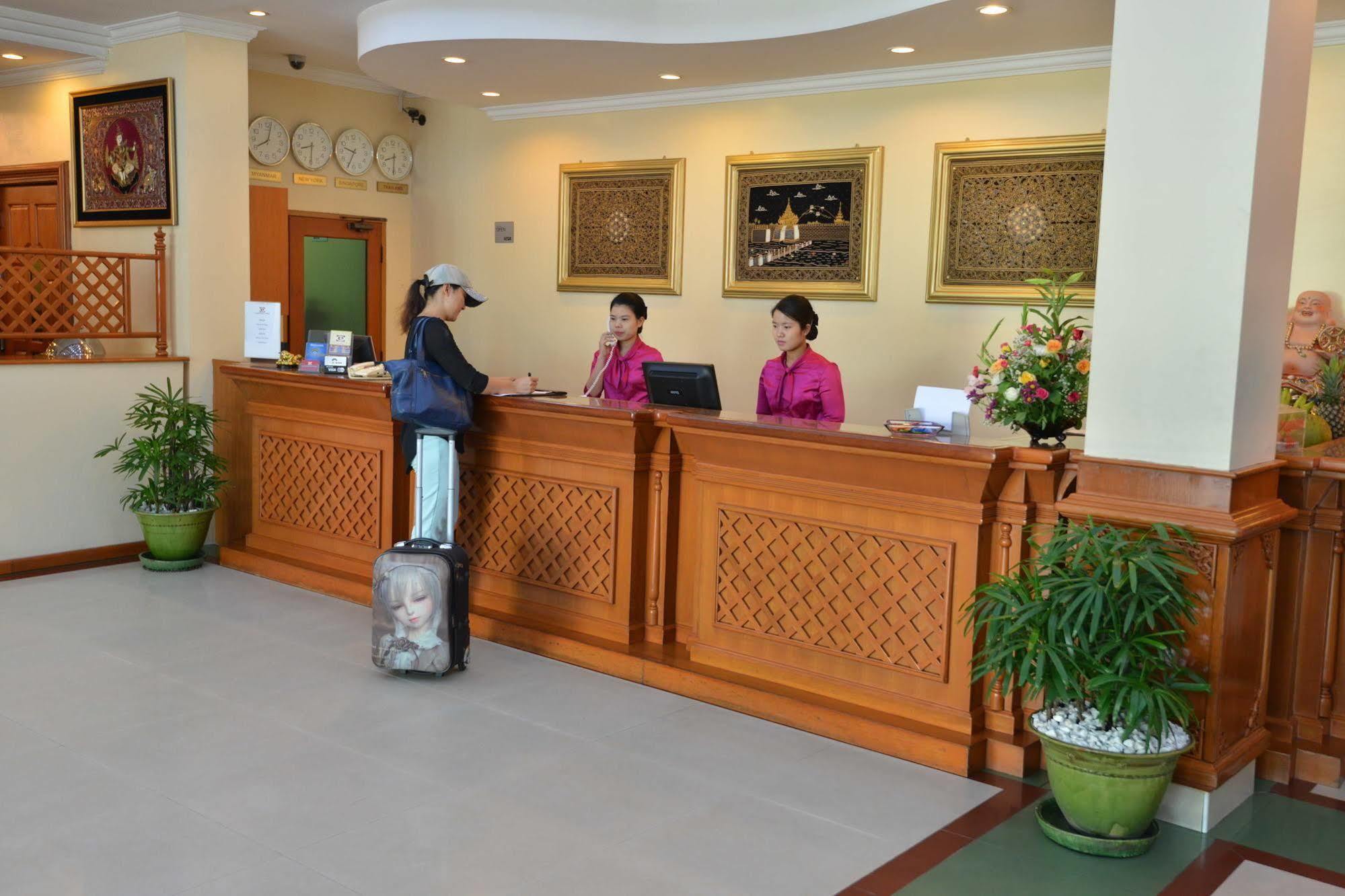 Grand Palace Hotel Yangon Exterior photo